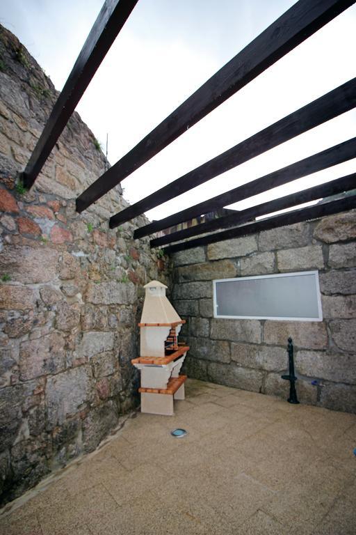 Geresiana Apartamentos ภายนอก รูปภาพ