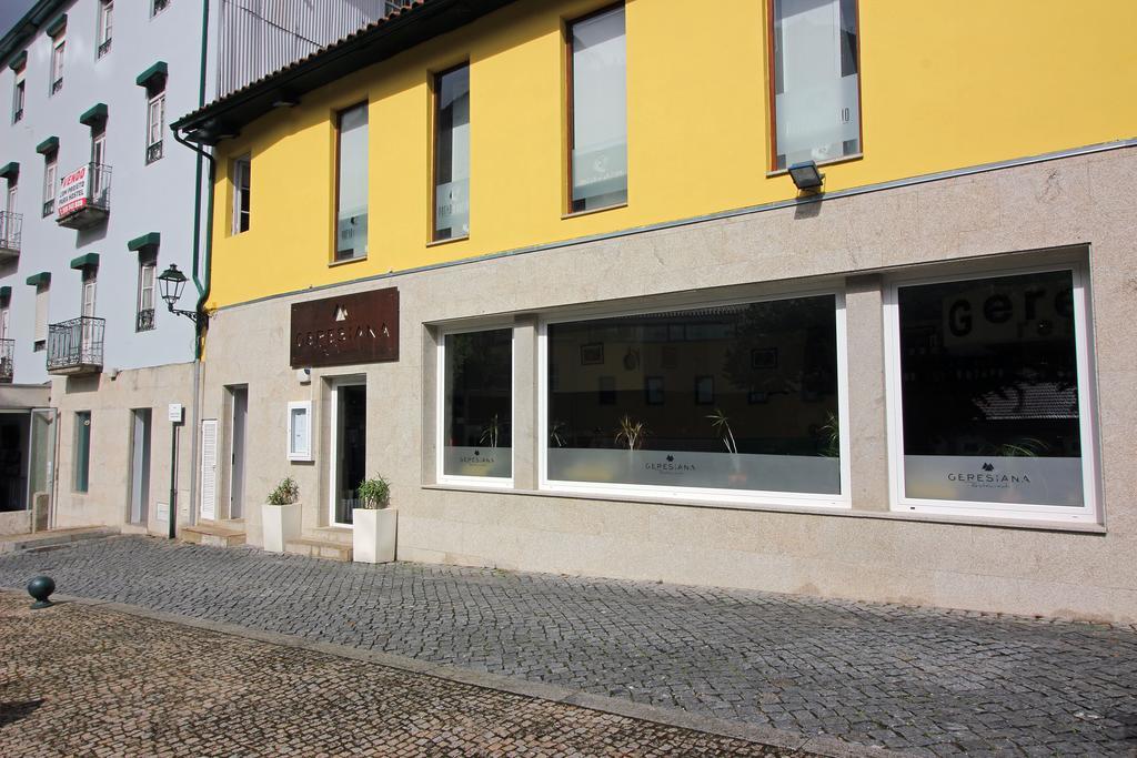 Geresiana Apartamentos ภายนอก รูปภาพ